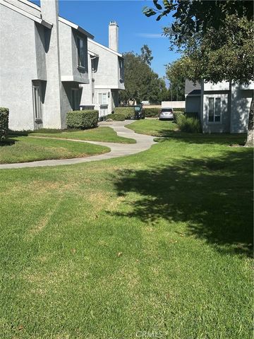 172 W Walnut D, Rialto, CA 92376