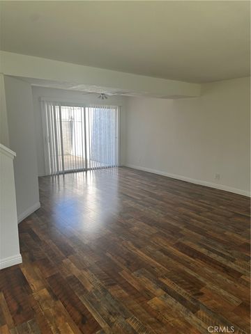 172 W Walnut D, Rialto, CA 92376