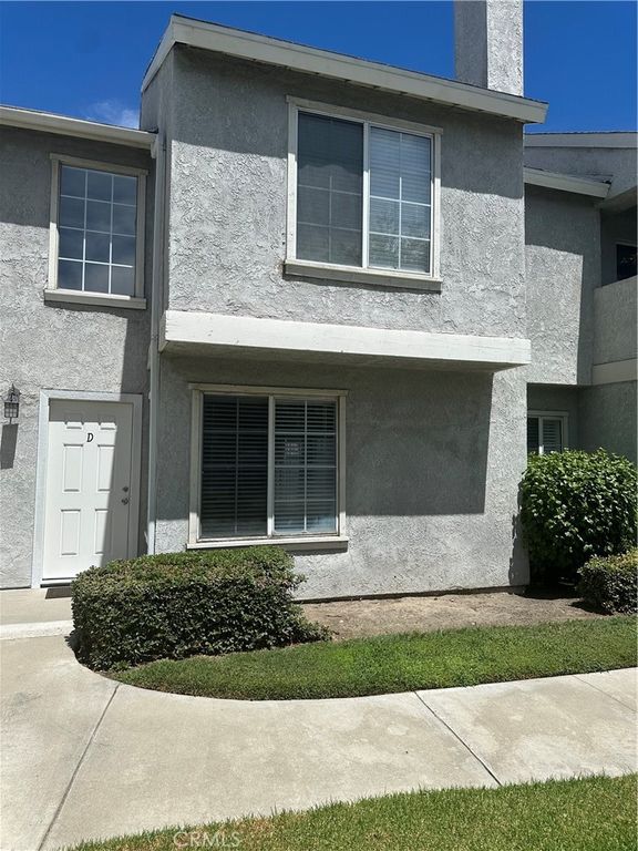 172 W Walnut D, Rialto, CA 92376