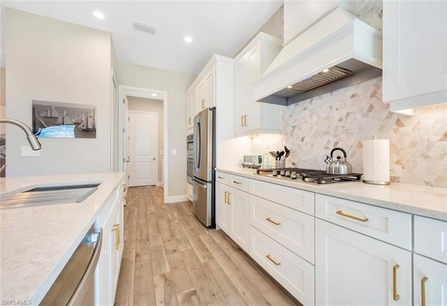 4003 Pegasus WAY, Naples, FL 34120