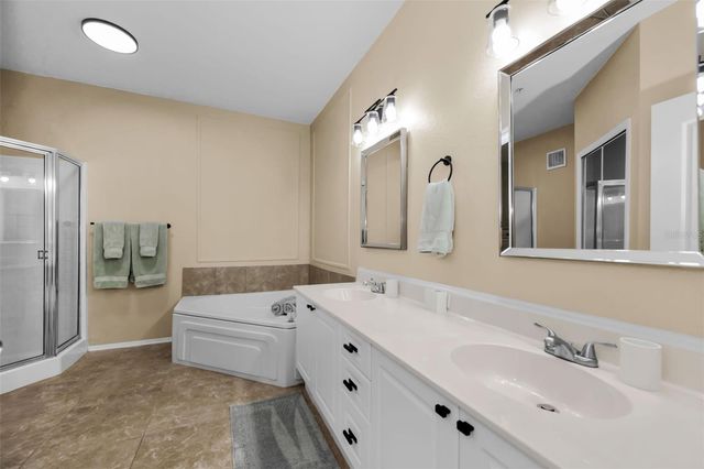 2757 VIA CIPRIANI 1110B, Clearwater, FL 33764