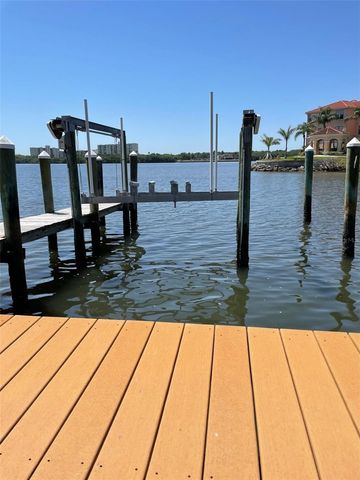 2757 VIA CIPRIANI 1110B, Clearwater, FL 33764