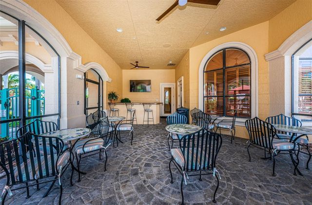 2757 VIA CIPRIANI 1110B, Clearwater, FL 33764