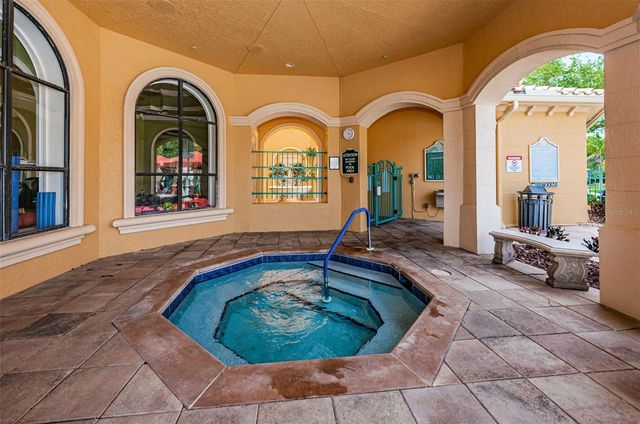 2757 VIA CIPRIANI 1110B, Clearwater, FL 33764