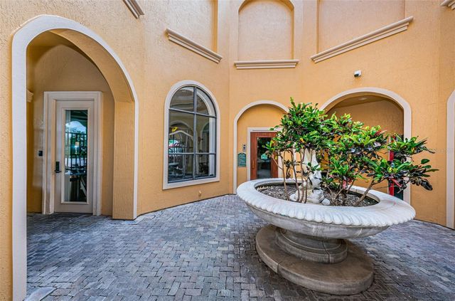 2757 VIA CIPRIANI 1110B, Clearwater, FL 33764