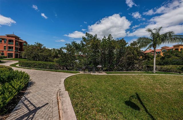 2757 VIA CIPRIANI 1110B, Clearwater, FL 33764