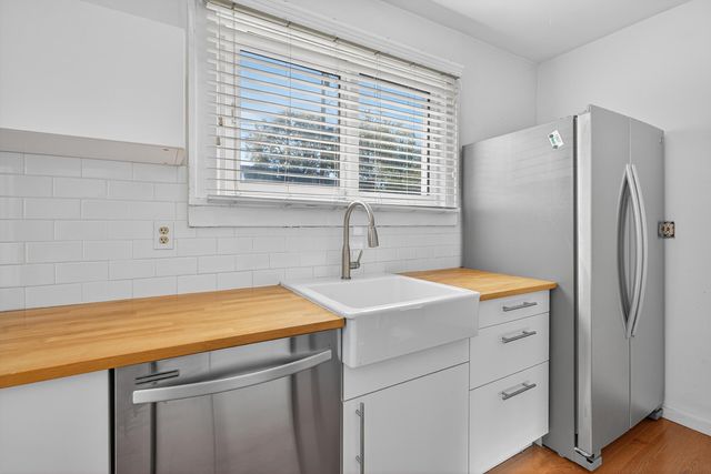 1401 N Limestone, Lexington, KY 40505