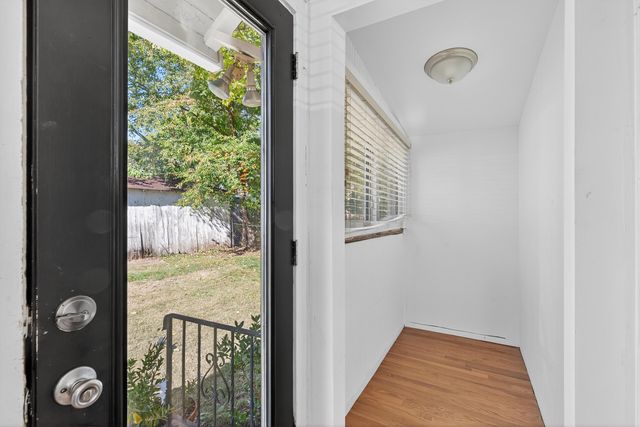 1401 N Limestone, Lexington, KY 40505