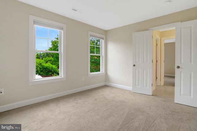 8311 MOUNT VERNON HWY, Alexandria, VA 22309
