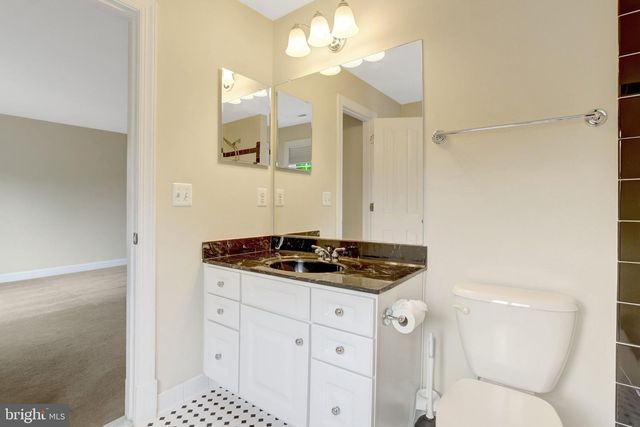 8311 MOUNT VERNON HWY, Alexandria, VA 22309