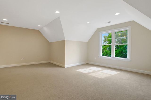 8311 MOUNT VERNON HWY, Alexandria, VA 22309