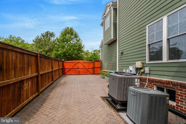 8311 MOUNT VERNON HWY, Alexandria, VA 22309