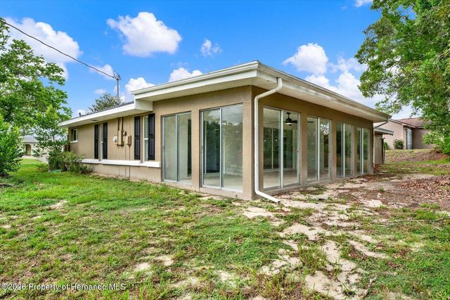 12186 Lamont Drive, Spring Hill, FL 34608