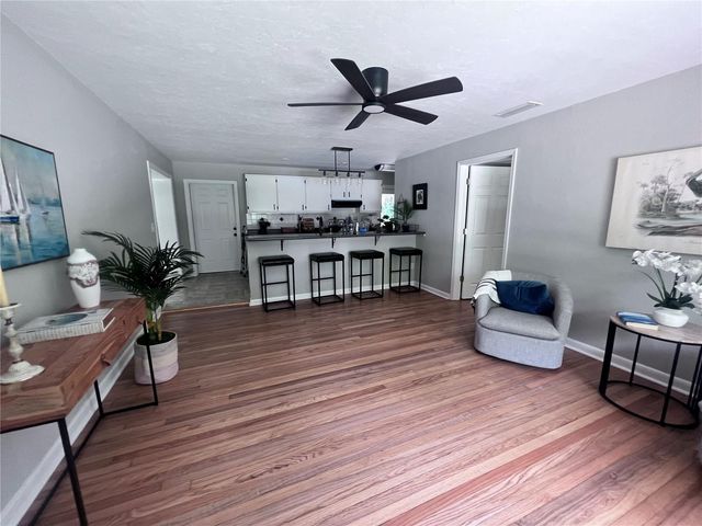 3857 W UNIVERSITY AVENUE, Gainesville, FL 32607