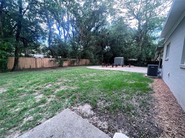 3857 W UNIVERSITY AVENUE, Gainesville, FL 32607