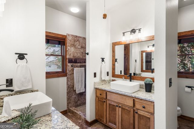 58 Woodberry Ln, Murphy, NC 28906