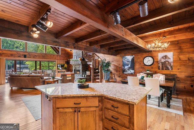 58 Woodberry Ln, Murphy, NC 28906