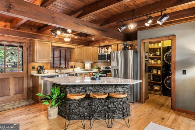 58 Woodberry Ln, Murphy, NC 28906