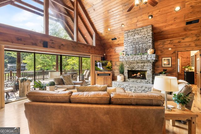58 Woodberry Ln, Murphy, NC 28906