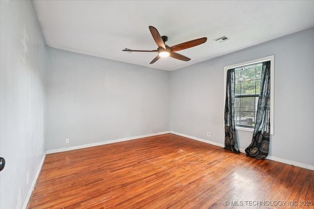 2420 N Oxford Avenue, Tulsa, OK 74115