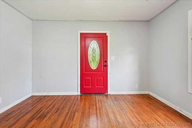 2420 N Oxford Avenue, Tulsa, OK 74115