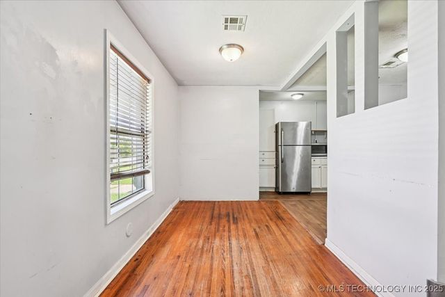 2420 N Oxford Avenue, Tulsa, OK 74115