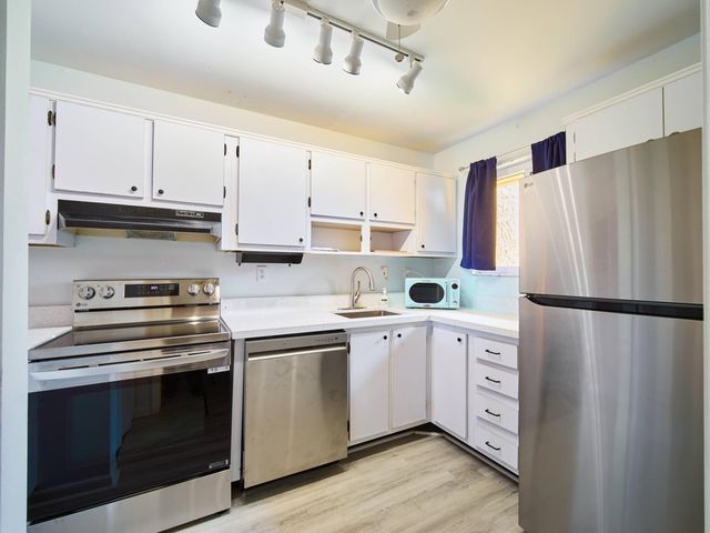 5363 SE Miles Grant Road D202, Stuart, FL 34997