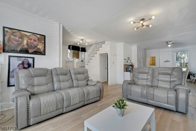 127 N 16Th St, East Orange City, NJ 07017