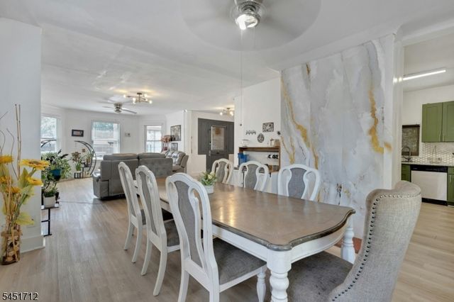 127 N 16Th St, East Orange City, NJ 07017