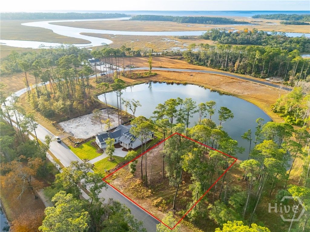 Image 11 of property listing at 151 Grand Harbor Circle, Savannah, GA 31411