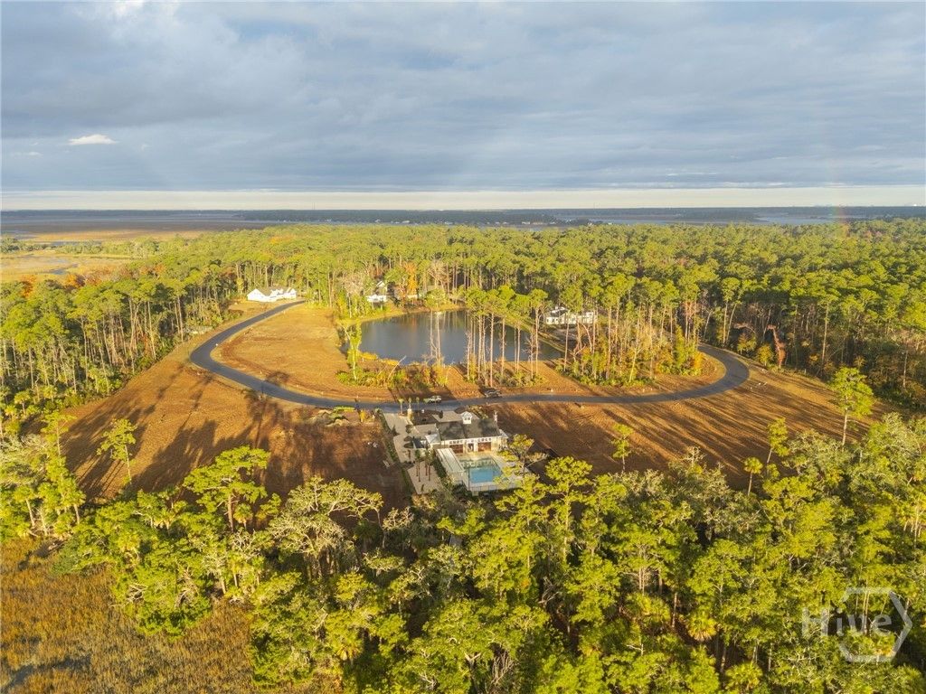 Image 19 of property listing at 151 Grand Harbor Circle, Savannah, GA 31411