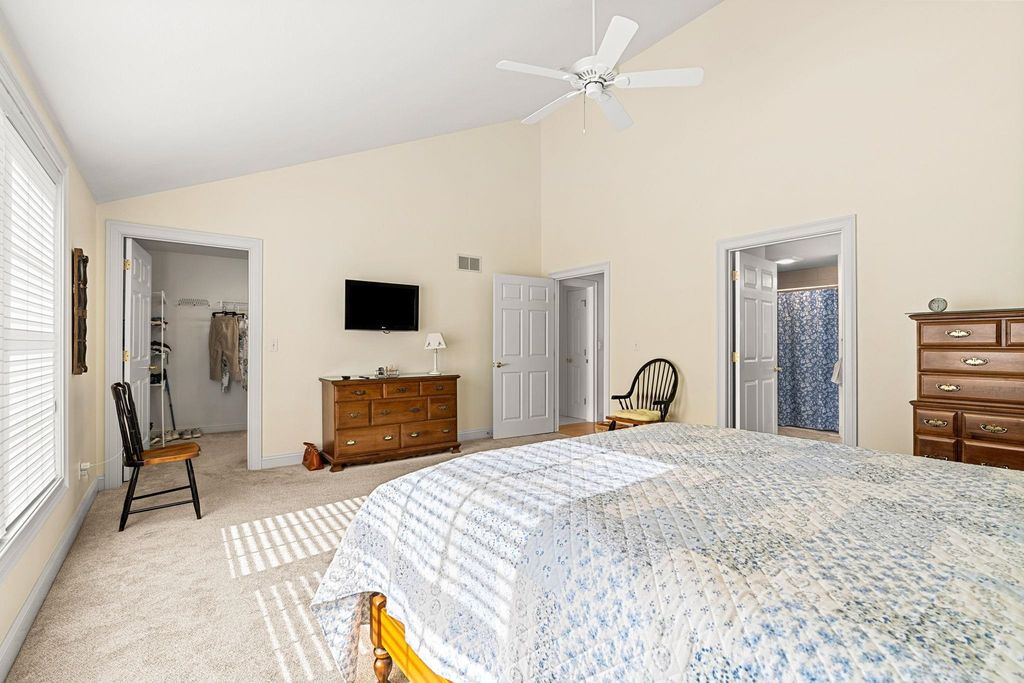 Image 17 of property listing at 55 Hampton Meadows Road # 55, Hampton, NH 03842