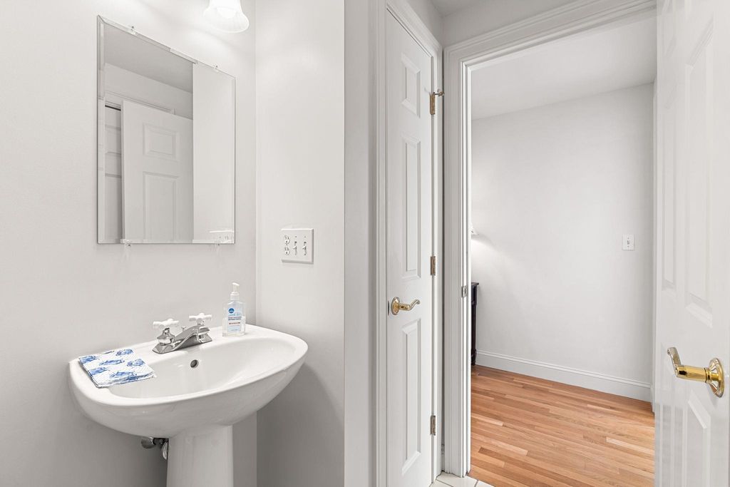 Image 30 of property listing at 55 Hampton Meadows Road # 55, Hampton, NH 03842