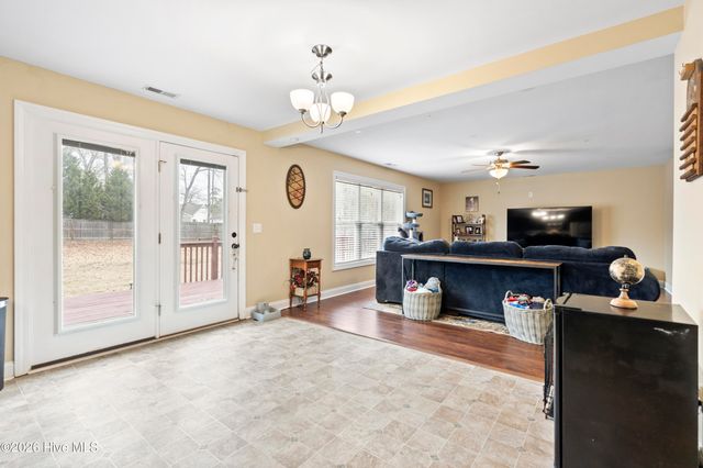 140 Pine Cove Road, New Bern, NC 28562