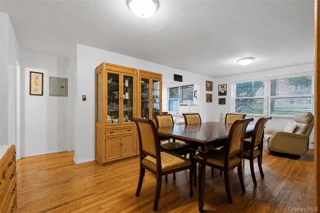 242 Kearsing Parkway A, Monsey, NY 10952