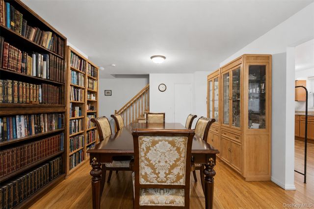 242 Kearsing Parkway A, Monsey, NY 10952
