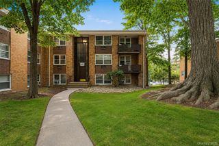 242 Kearsing Parkway A, Monsey, NY 10952