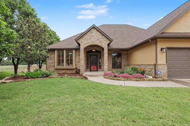 2727 Ashe Creek Drive, Edmond, OK 73034