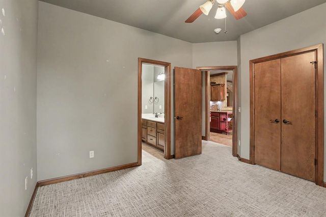 2727 Ashe Creek Drive, Edmond, OK 73034