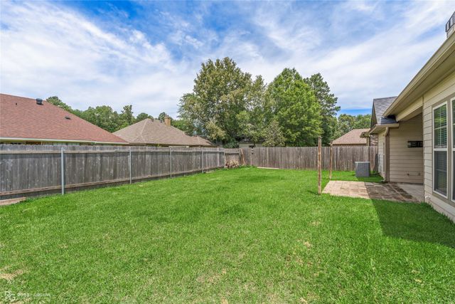 1110 Laurel Creek Drive, Shreveport, LA 71106