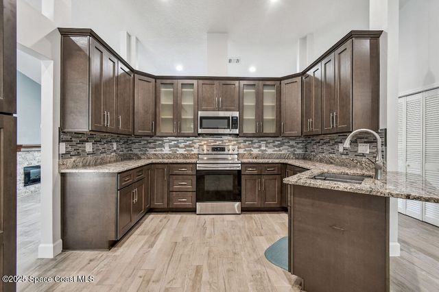 198 Naylor Street, Palm Bay, FL 32907