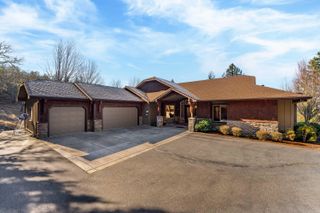 601 Stone Canyon Drive, Grants Pass, OR 97527