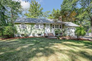 544 Pearl St, Reading, MA 01867