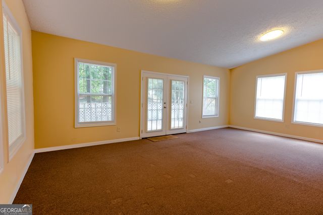 70 Liberty Lane, Covington, GA 30016