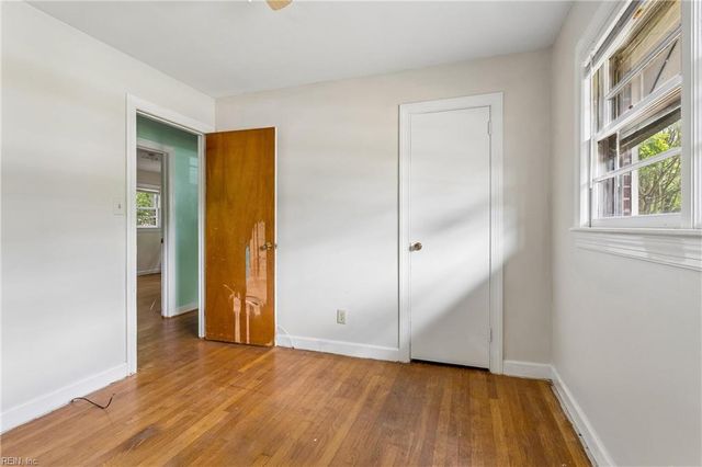 116 Bailey Rd RD, Yorktown, VA 23692