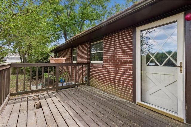 116 Bailey Rd RD, Yorktown, VA 23692