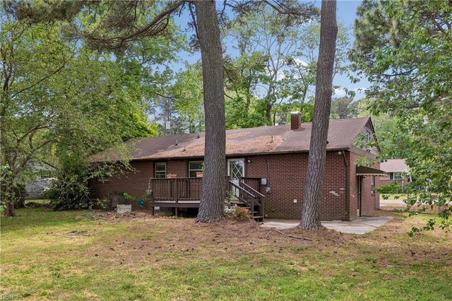 116 Bailey Rd RD, Yorktown, VA 23692