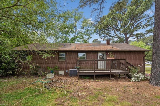 116 Bailey Rd RD, Yorktown, VA 23692