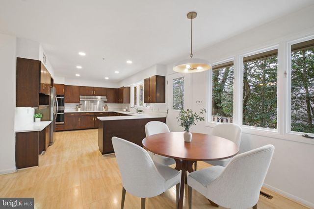 6204 CLEARWOOD RD, Bethesda, MD 20817