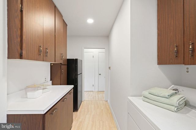 6204 CLEARWOOD RD, Bethesda, MD 20817